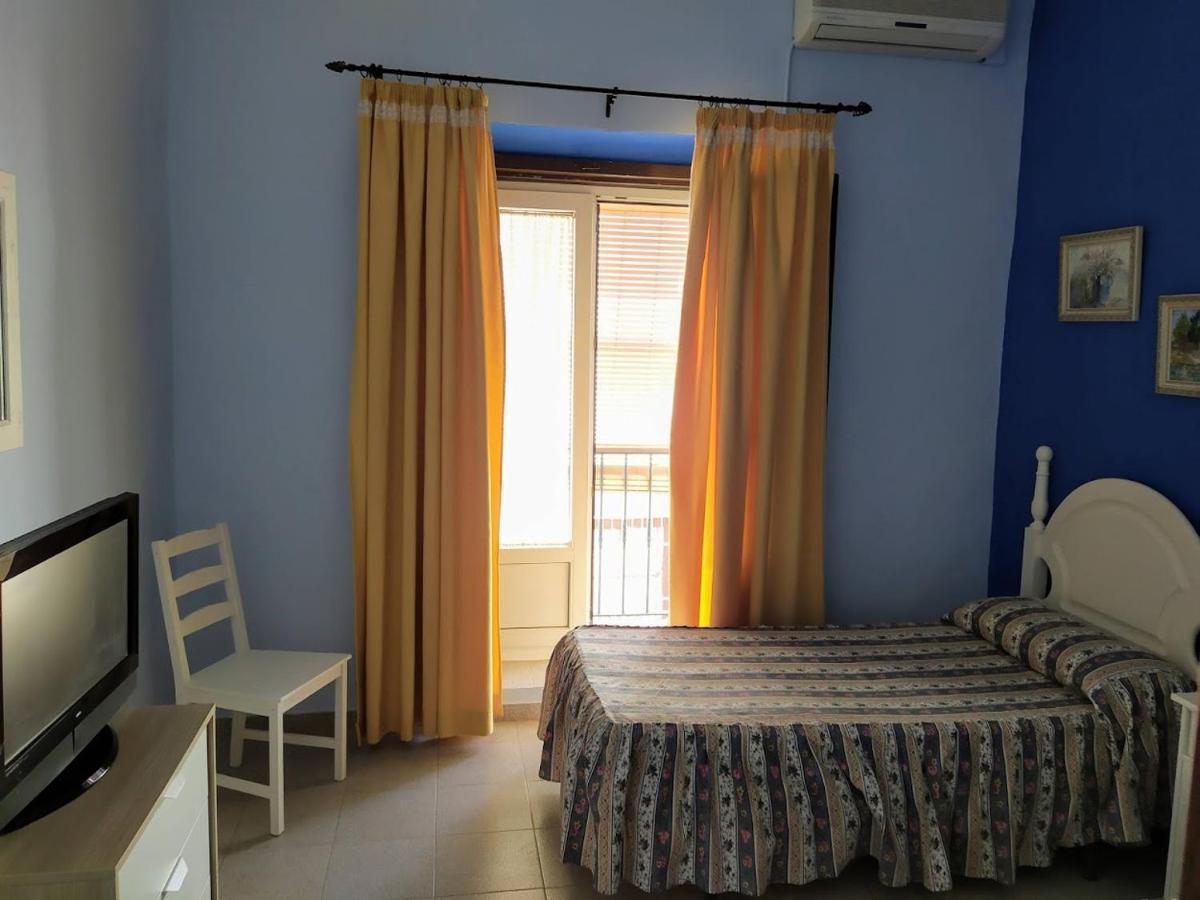 Hostal Manolo El Puerto de Santa María Esterno foto