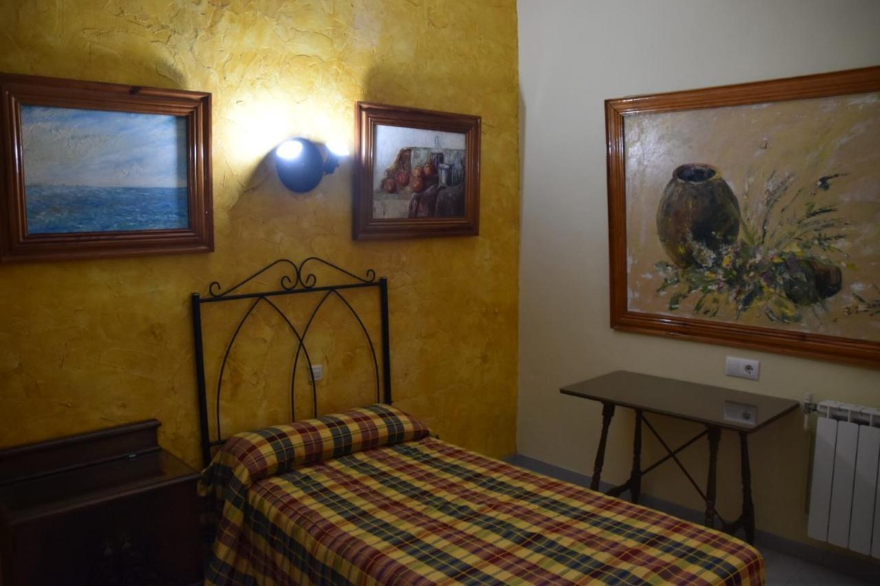 Hostal Manolo El Puerto de Santa María Esterno foto