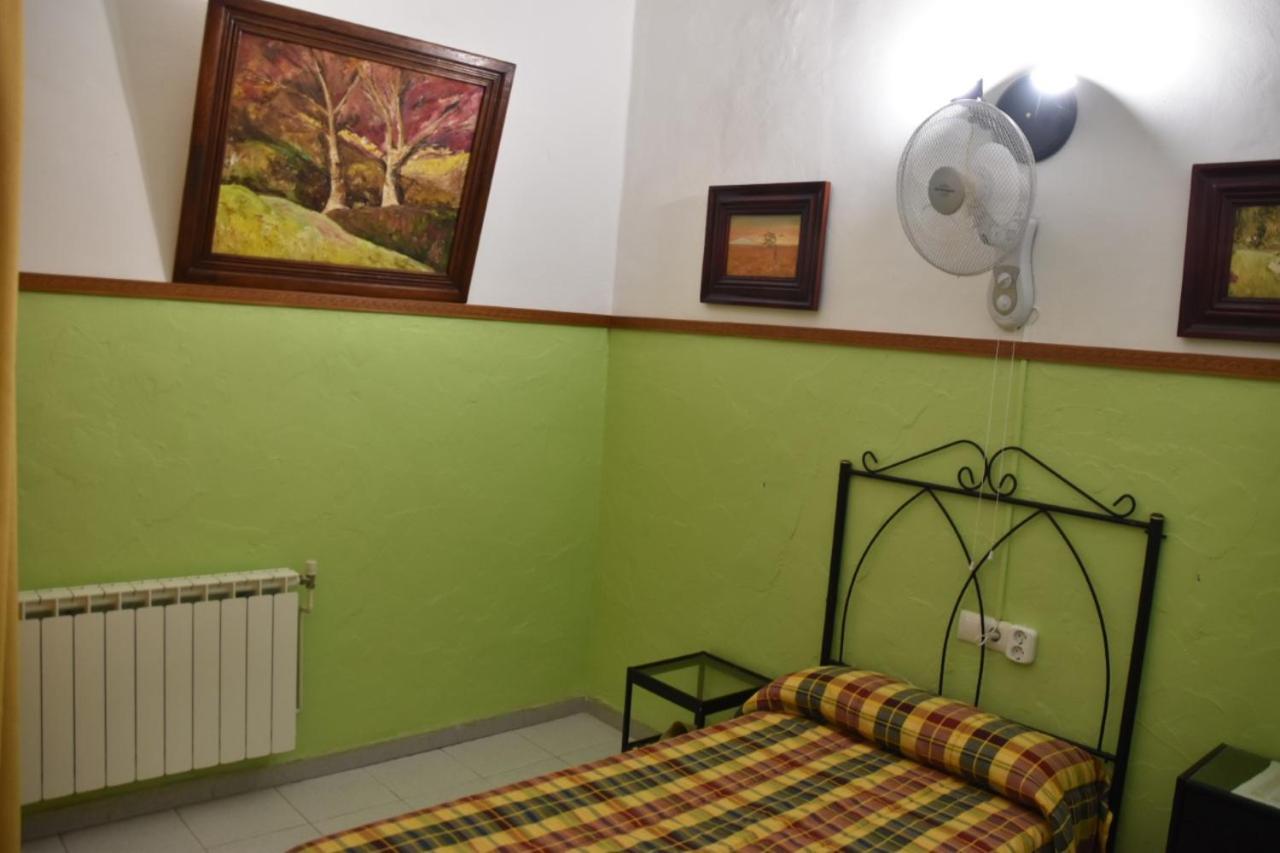 Hostal Manolo El Puerto de Santa María Esterno foto